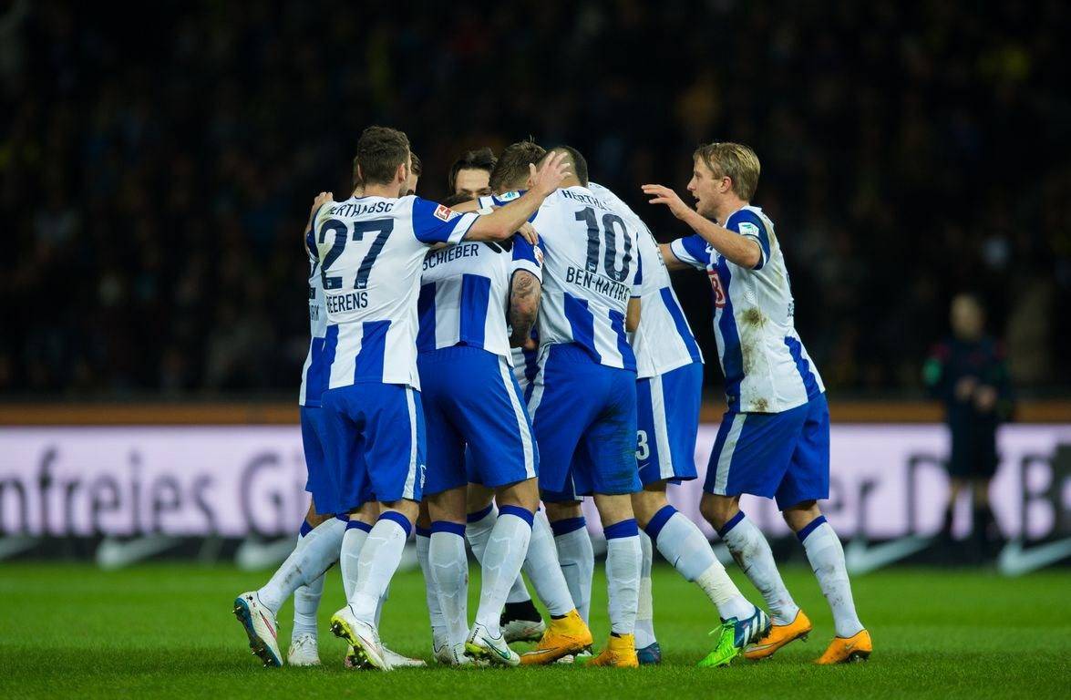 柏林赫塔球队联袂训练,积极备战下一场比赛的简单介绍 柏林赫塔球队联袂训练,积极备战下一场比赛的简单介绍