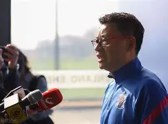 华德福德战胜劲旅，稳固赛季目标，争取保级成功(华德福什么意思)