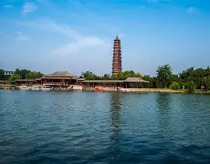 关于河南建业主场战平深圳佳兆业，状态稳中有升的信息